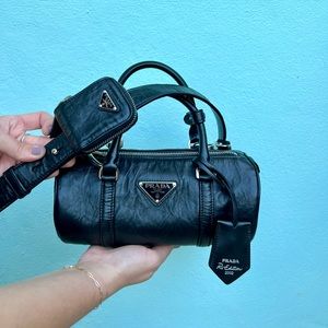 PRADA BAG RE-EDITION 2002